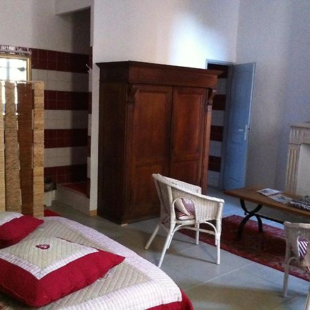 Le Richelieu Bed and Breakfast Uzès Esterno foto