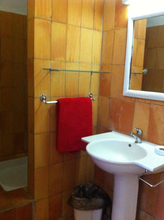 Le Richelieu Bed and Breakfast Uzès Esterno foto