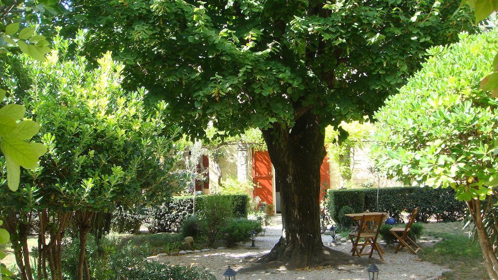 Le Richelieu Bed and Breakfast Uzès Esterno foto