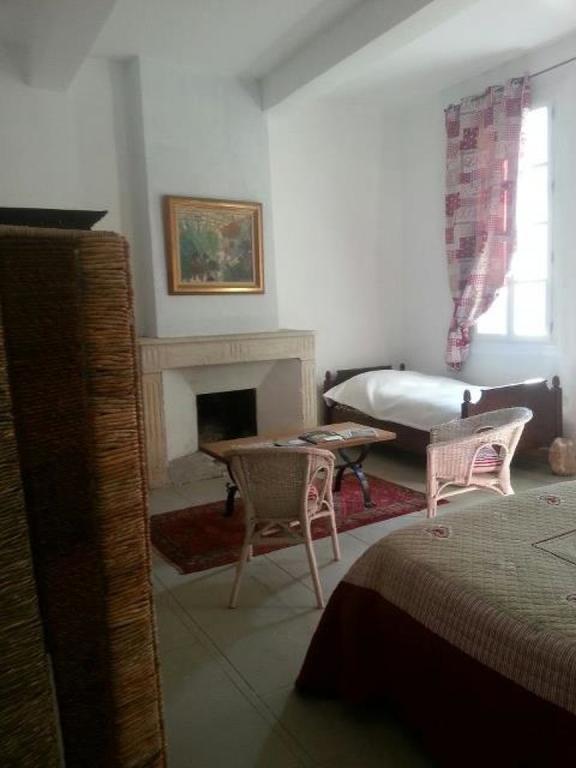 Le Richelieu Bed and Breakfast Uzès Esterno foto